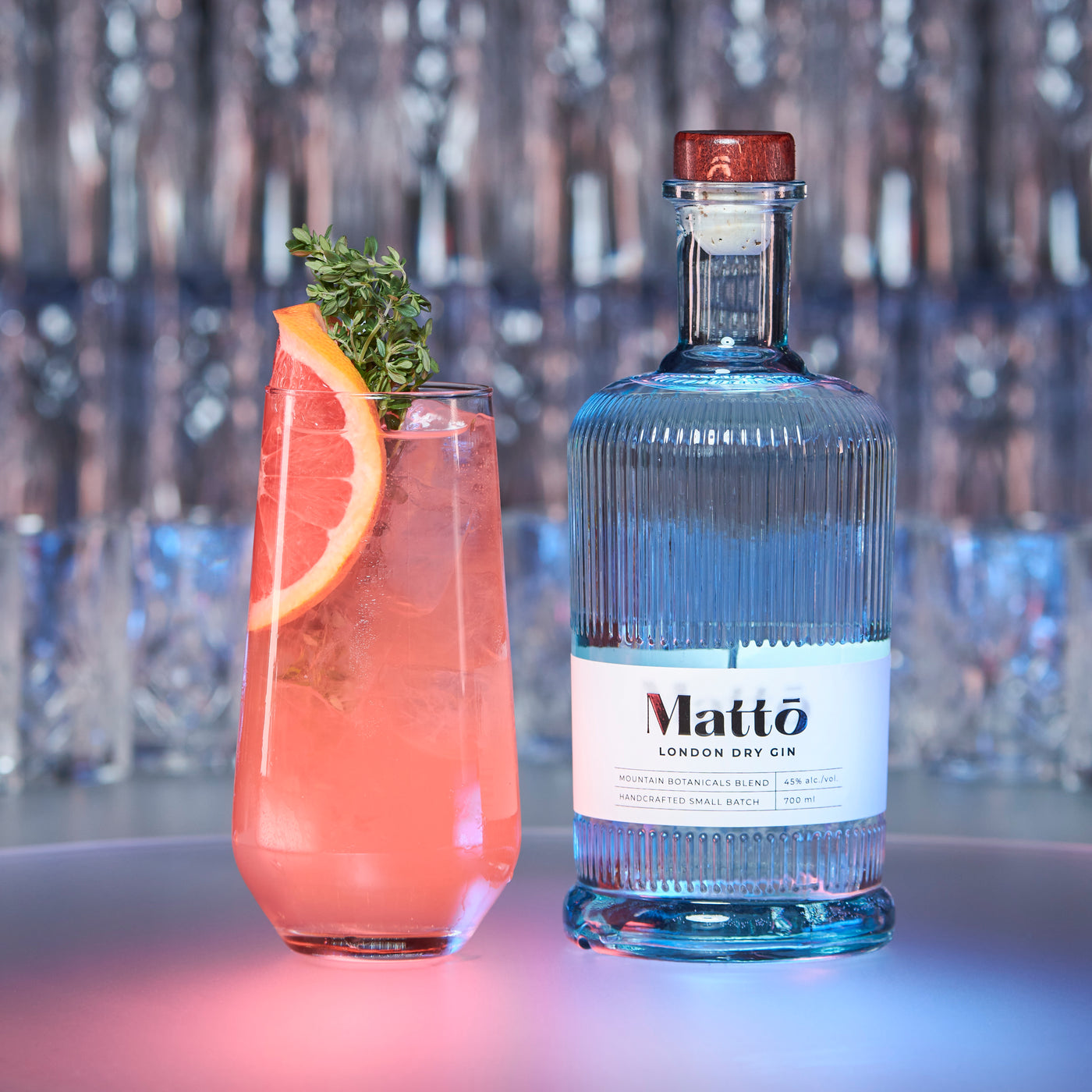 Mattō Rosolio - Einzigartiger Cocktail mit Gin Mattō, Italicus Rosolio, Grapefruit Bitters und Thomas Henry Pink Grapefruit